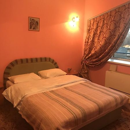 Mesogios Hotel Chişinău Extérieur photo