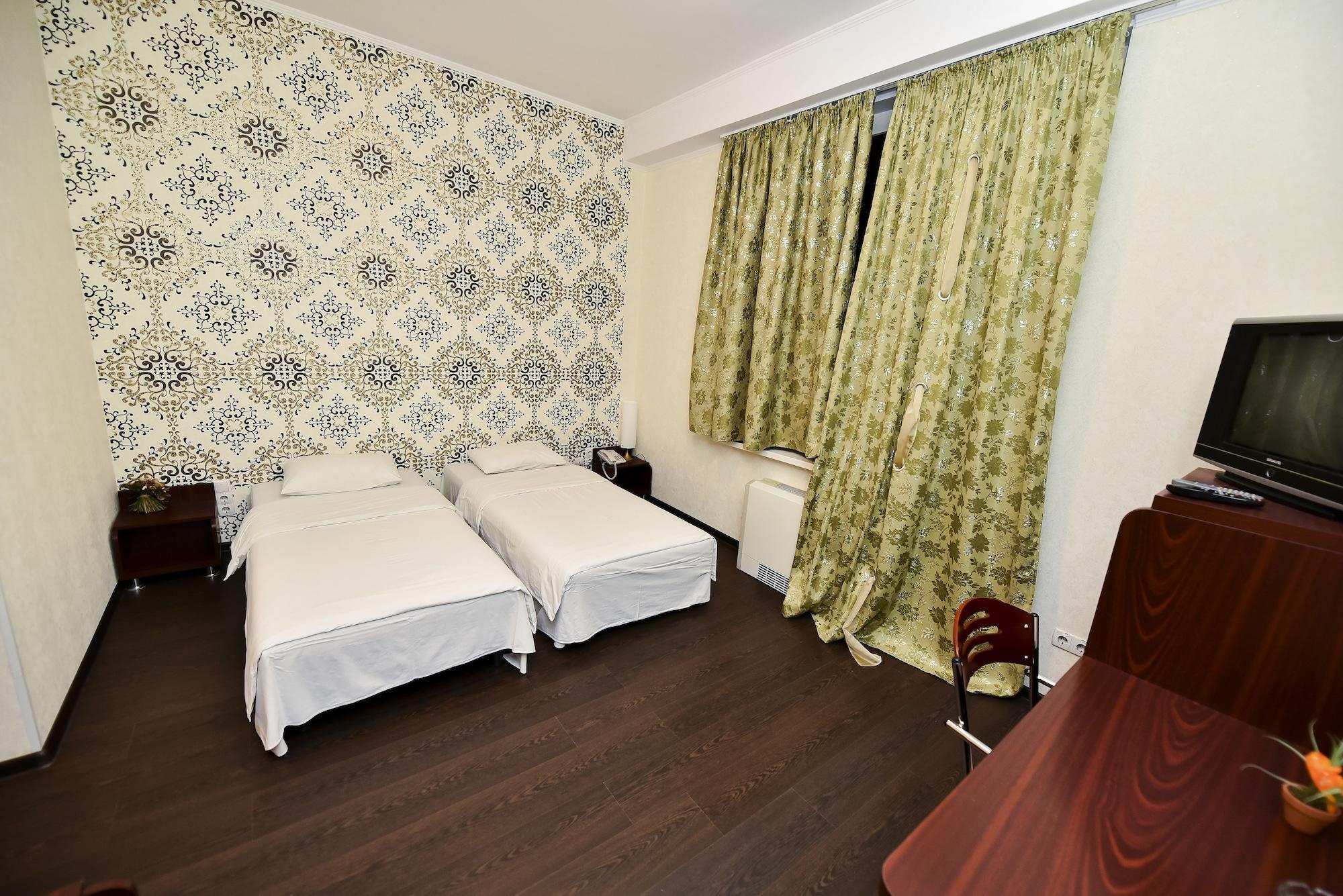 Mesogios Hotel Chişinău Extérieur photo