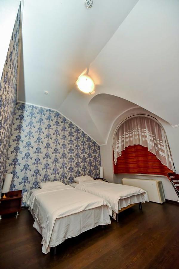 Mesogios Hotel Chişinău Extérieur photo
