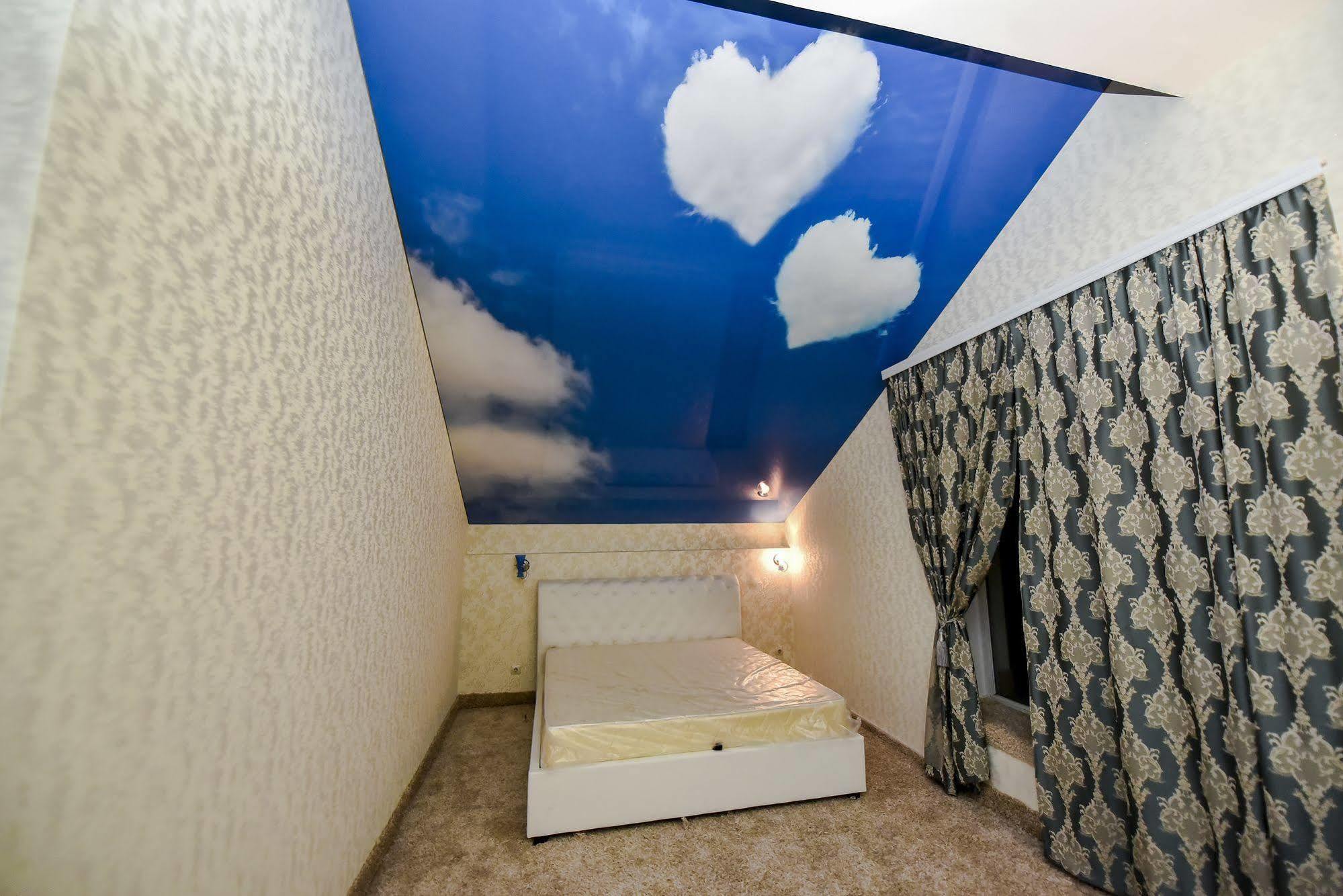 Mesogios Hotel Chişinău Extérieur photo